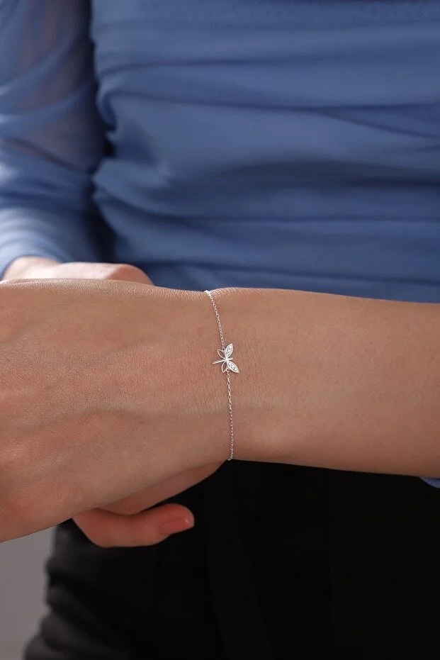 Minimalistisches Libellenarmband aus 925er Sterlingsilber mit weißem Zirkonia-Stein